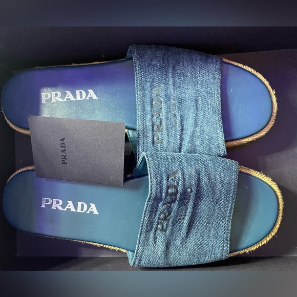Blue Prada sandals size 7 or size 38 - Picture 3 of 3